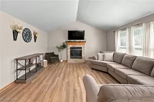 2826 Aaron Dr, Medina, OH 44256 - Photo 7