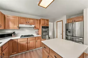 2826 Aaron Dr, Medina, OH 44256 - Photo 9