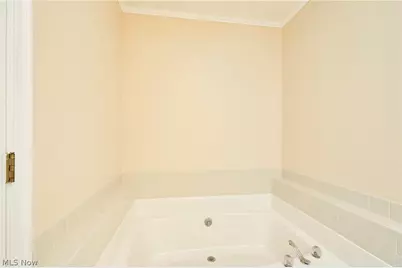 928 Sturbridge Drive, Akron, OH 44313 - Photo 15