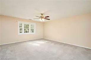 928 Sturbridge Dr, Akron, OH 44313 - Photo 13