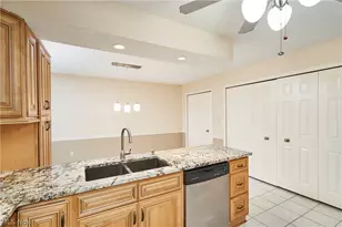 928 Sturbridge Dr, Akron, OH 44313 - Photo 11
