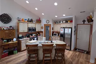 4981 Cardinal Ct, Millersburg, OH 44654 - Photo 7