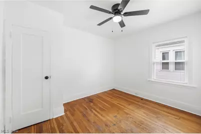 2126 Chesterland Avenue, Oakwood, OH 44107 - Photo 27