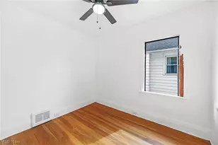 2126 Chesterland Ave, Oakwood, OH 44107 - Photo 27
