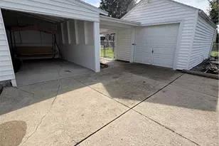 1534 35th St NW, Canton, OH 44709 - Photo 9
