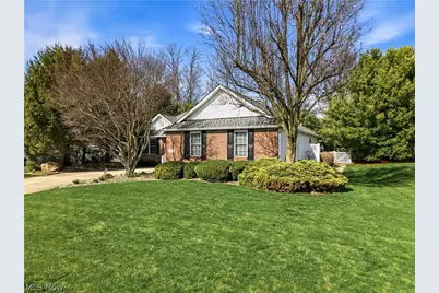 1009 E Reno Drive, Louisville, OH 44641 - Photo 3