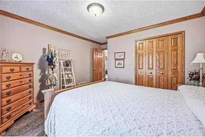 1009 E Reno Drive, Louisville, OH 44641 - Photo 27