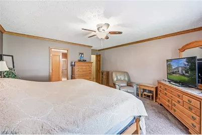 1009 E Reno Drive, Louisville, OH 44641 - Photo 31