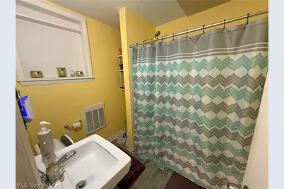 140 School Street, Elyria, OH 44035 - Photo 9