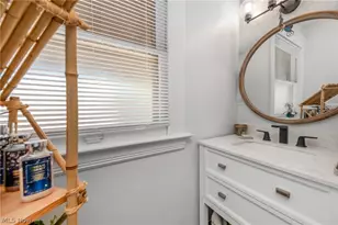 1465 Lakewood Ave, Oakwood, OH 44107 - Photo 17