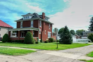 212 5th St SW, Strasburg, OH 44680 - Photo 3
