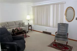 1660 Sequoya Dr, Youngstown, OH 44514 - Photo 3