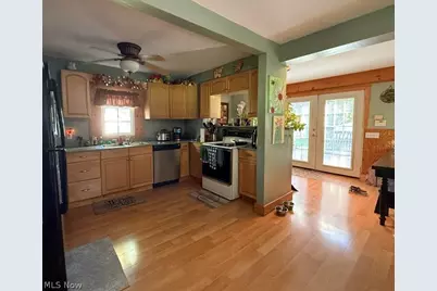 449 N Broadway, Geneva, OH 44041 - Photo 9