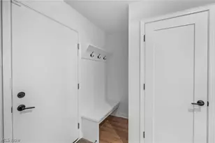 12203 Ashbury Ave, Loveland, OH 44106 - Photo 15