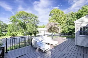 9327 Lakeshore Blvd, Mentor, OH 44060 - Photo 15