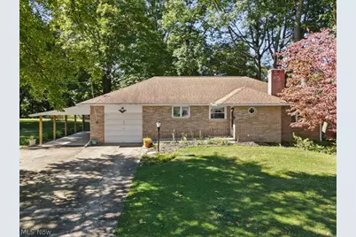 633 Fairview Place, Alliance, OH 44601 - Photo 1