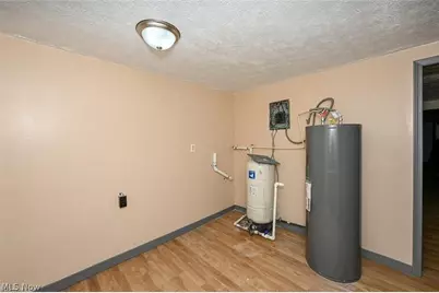 916 Abington Road, Akron, OH 44312 - Photo 25