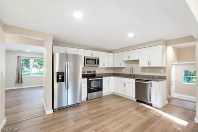 8083 Broadmoor Road, Mentor, OH 44060 - Photo 11
