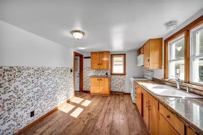 3380 Shepler Church Avenue SW, Canton, OH 44706 - Photo 11