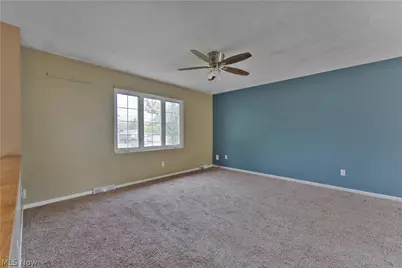 3671 Burkey Road, Austintown, OH 44515 - Photo 7