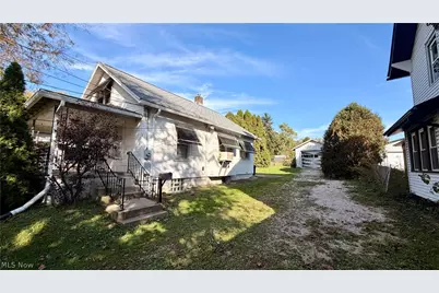 11703 Lincoln Way NW, Massillon, OH 44647 - Photo 27