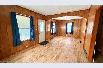 11703 Lincoln Way NW, Massillon, OH 44647 - Photo 5