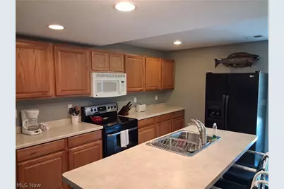 610 Broadway #15, Lorain, OH 44052 - Photo 5