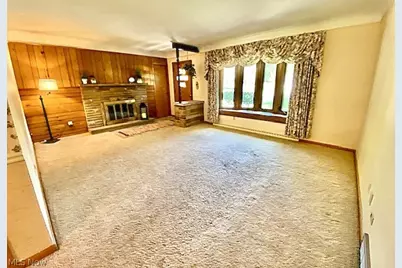 8260 Craig Lane, Grandview Heights, OH 44147 - Photo 13