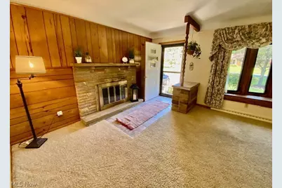8260 Craig Lane, Grandview Heights, OH 44147 - Photo 11