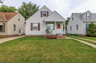 18404 Homeway Rd, Loveland, OH 44135 - Photo 1