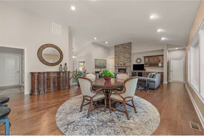 34786 N Legends Way, Grafton, OH 44044 - Photo 5