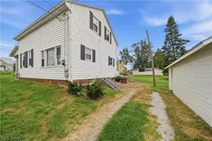 9787 Cleveland Ave NW, Uniontown, OH 44685 - Photo 25