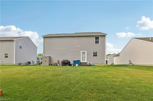 34329 Sylvia Dr, Eastlake, OH 44095 - Photo 3