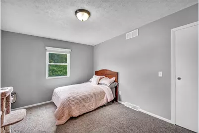 3246 Woodington Avenue SW, Canton, OH 44706 - Photo 23