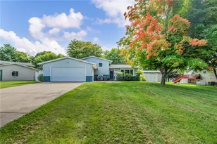 3246 Woodington Ave SW, Canton, OH 44706 - Photo 3