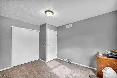 3246 Woodington Avenue SW, Canton, OH 44706 - Photo 27