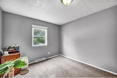 3246 Woodington Avenue SW, Canton, OH 44706 - Photo 25