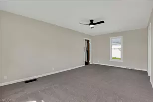 3825 Roberts Addition, Zanesville, OH 43701 - Photo 9