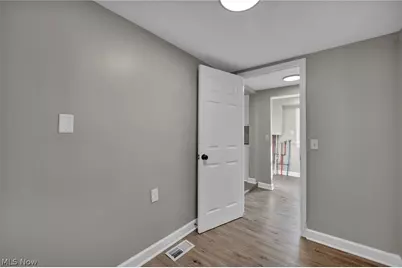 920 E 39th Street, Lorain, OH 44055 - Photo 29