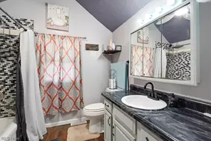4695 Grapeland Ave, Louisville, OH 44641 - Photo 11