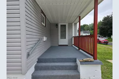 1810 Saint Elmo Avenue NE, Canton, OH 44705 - Photo 29