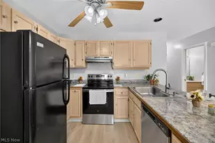 3652 Mercedes Pl, Canfield, OH 44406 - Photo 7