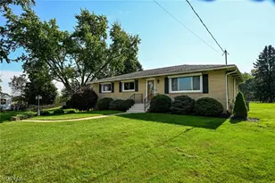 1420 Whitehall Dr, Mogadore, OH 44260 - Photo 3