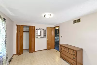 3038 Van Aken Boulevard, Huber Heights, OH 44120 - Photo 37