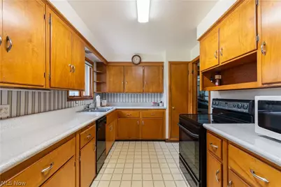 525 33rd Street NW, Canton, OH 44709 - Photo 13