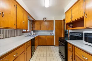 525 33rd St NW, Canton, OH 44709 - Photo 13