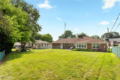 525 33rd Street NW, Canton, OH 44709 - Photo 3