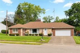 525 33rd St NW, Canton, OH 44709 - Photo 1