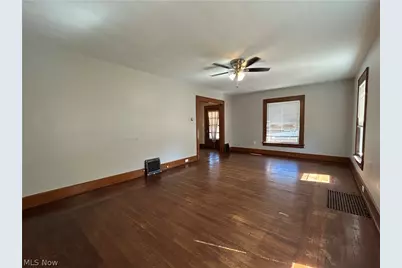 109 Main Street N, Navarre, OH 44662 - Photo 7