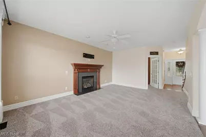11075 Trenton Road NW, Uniontown, OH 44685 - Photo 7